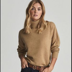 Cashmere roll neck sweater